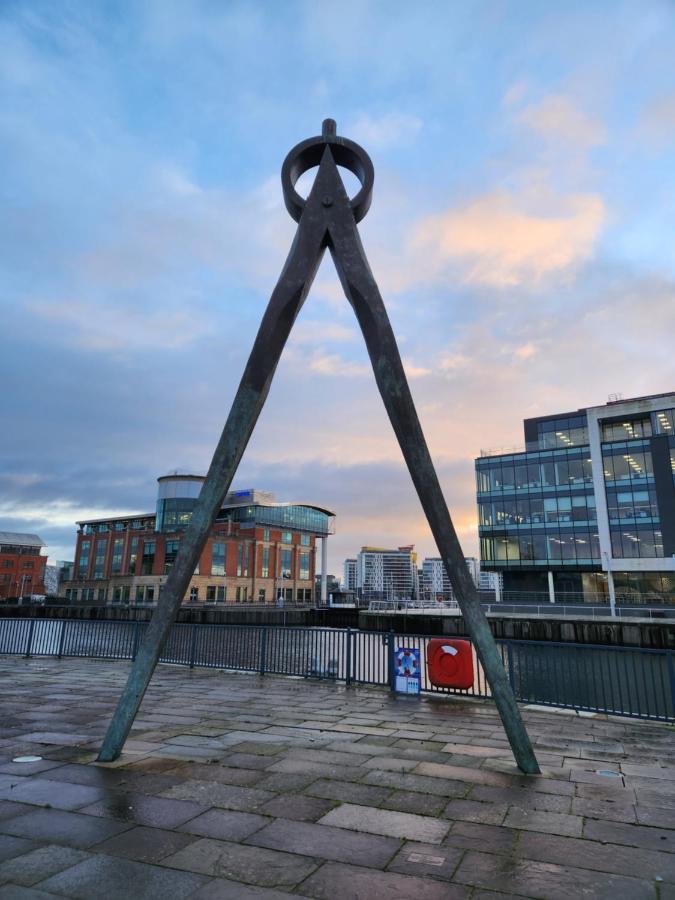 City Views Apartment Belfast Exterior foto